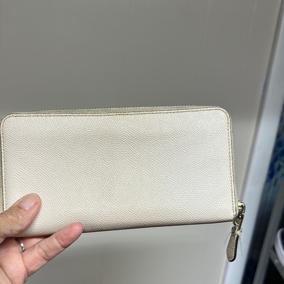 Coach Beige Zip-Around Wallet - Picture 14 of 16